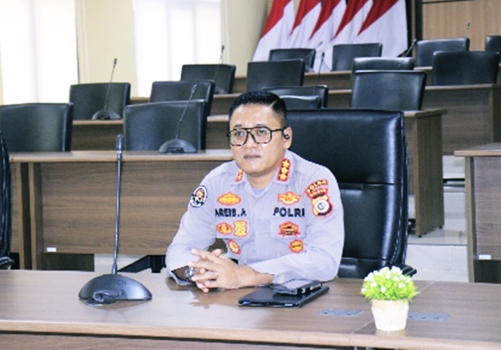 Kabid Humas Polda Maluku Dengar Langsung Arahan Presiden dan Kapolri Soal Pelayanan Masyarakat, Ini Detail Forum Belajar Bersama Polri!