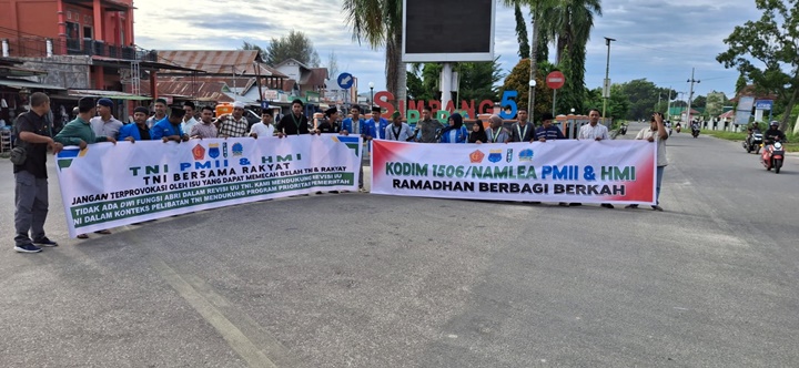 Kodim Namlea Rangkul PMII dan HMI: Bukti TNI Solid dengan Rakyat, Tolak Isu Pemecah Belah