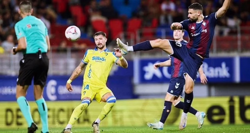 Prediksi Adana Demirspor vs Kayserispor: Hidup Mati di Zona Degradasi