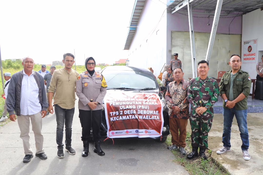 Sinergi Aparat Jaga PSU Debowae: Polri, TNI, Bawaslu, dan KPU Bersatu Amankan Kotak Suara!