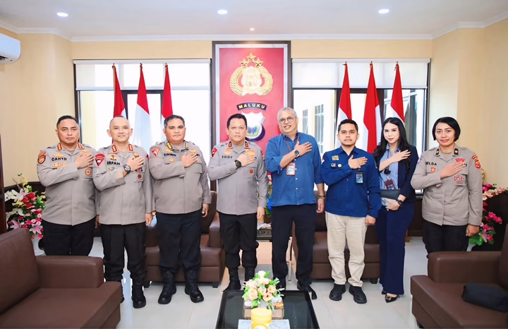 Kapolda Maluku Terima Kunjungan Pimpinan Bank Mandiri Ambon: Perkuat Kerjasama, Polda Siap Dukung Bidang Keamanan