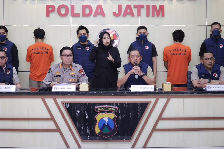 Jaringan Narkoba Timur Tengah Pakai Kurir Lintas Jawa-Kalimantan: Polda Jatim Bongkar Modus Operandi Canggih